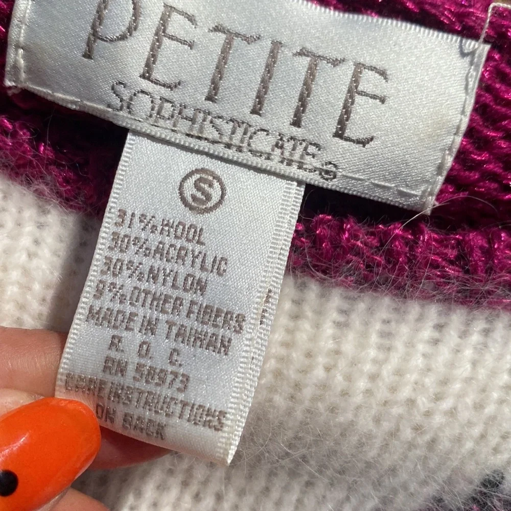 Vintage Knit Pullover Sweater with Beads - Picture 10 of 12